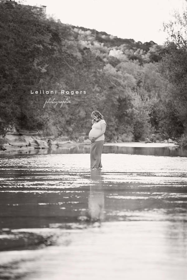 Leilani ROgers is a lifestyle and birth photographer serving Austin, Round Rock, Cedar Park, Georgetown and Leander, TX.